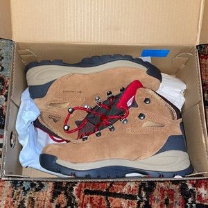 Women’s Newton Ridge Waterproof Hiking Boots